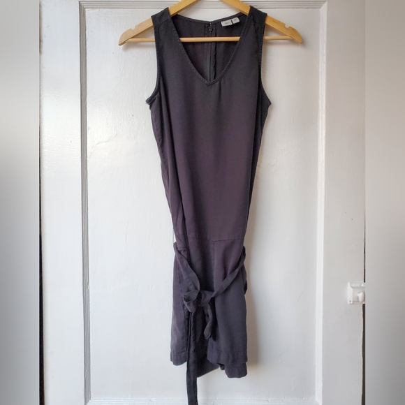 Tentree Black Short Jumpsuit, Size S - Picture 1 of 4